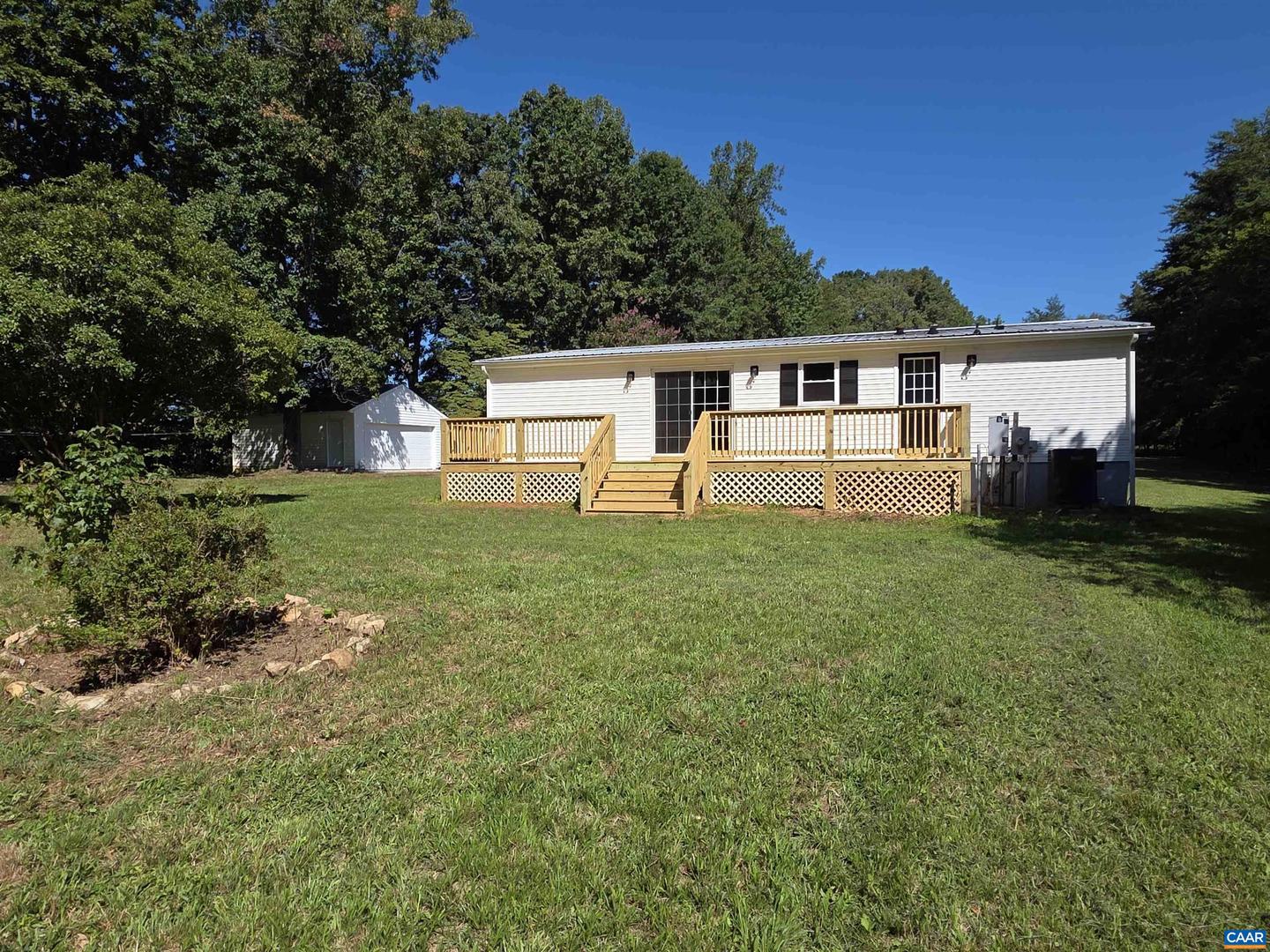 1041 W OLD MOUNTAIN RD, LOUISA, Virginia 23093, 3 Bedrooms Bedrooms, ,2 BathroomsBathrooms,Residential,For sale,1041 W OLD MOUNTAIN RD,668510 MLS # 668510