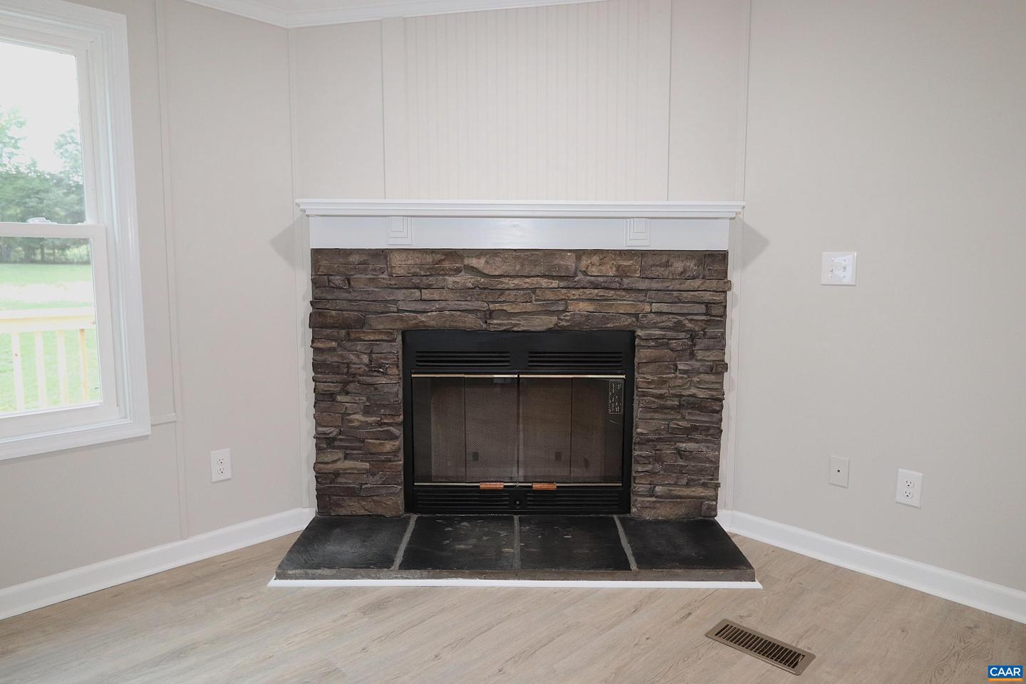 1041 W OLD MOUNTAIN RD, LOUISA, Virginia 23093, 3 Bedrooms Bedrooms, ,2 BathroomsBathrooms,Residential,For sale,1041 W OLD MOUNTAIN RD,668510 MLS # 668510