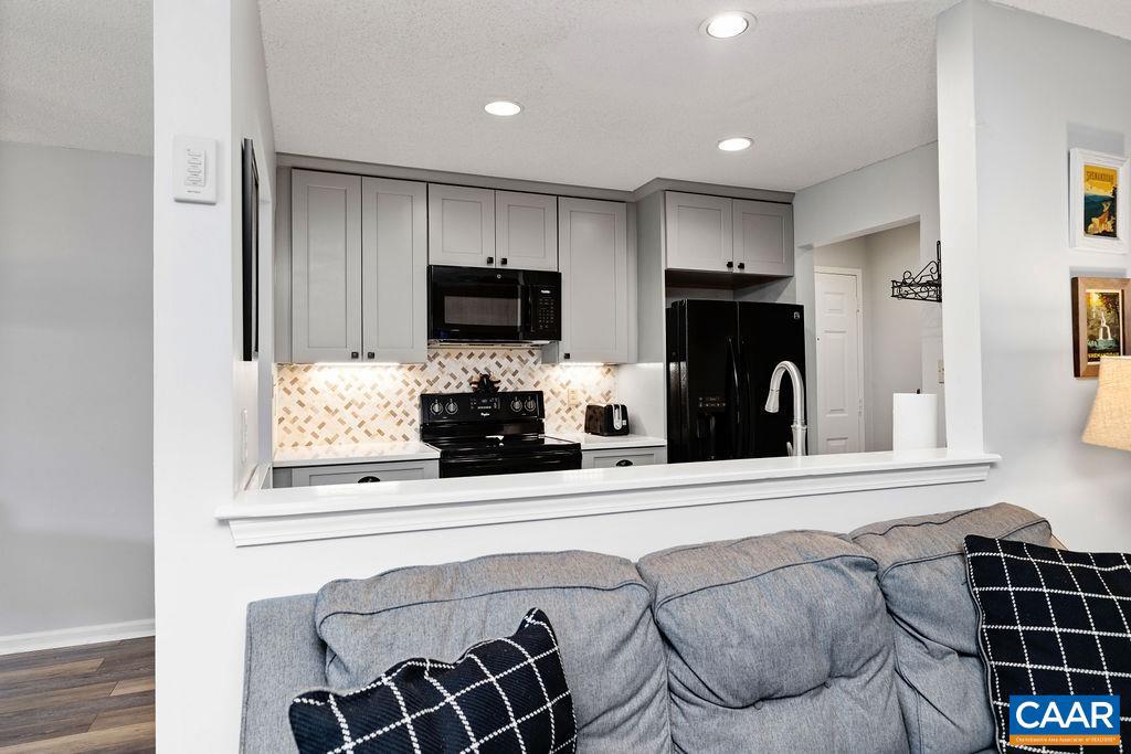 2056 STONE RIDGE CONDOS, WINTERGREEN RESORT, Virginia 22967, 2 Bedrooms Bedrooms, ,2 BathroomsBathrooms,Residential,For sale,2056 STONE RIDGE CONDOS,668511 MLS # 668511