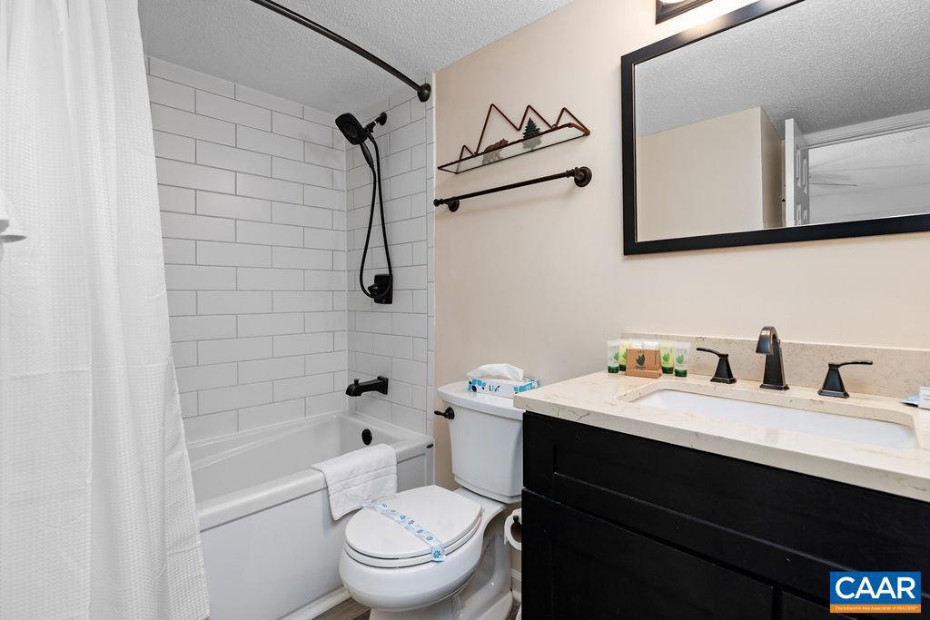 2056 STONE RIDGE CONDOS, WINTERGREEN RESORT, Virginia 22967, 2 Bedrooms Bedrooms, ,2 BathroomsBathrooms,Residential,For sale,2056 STONE RIDGE CONDOS,668511 MLS # 668511
