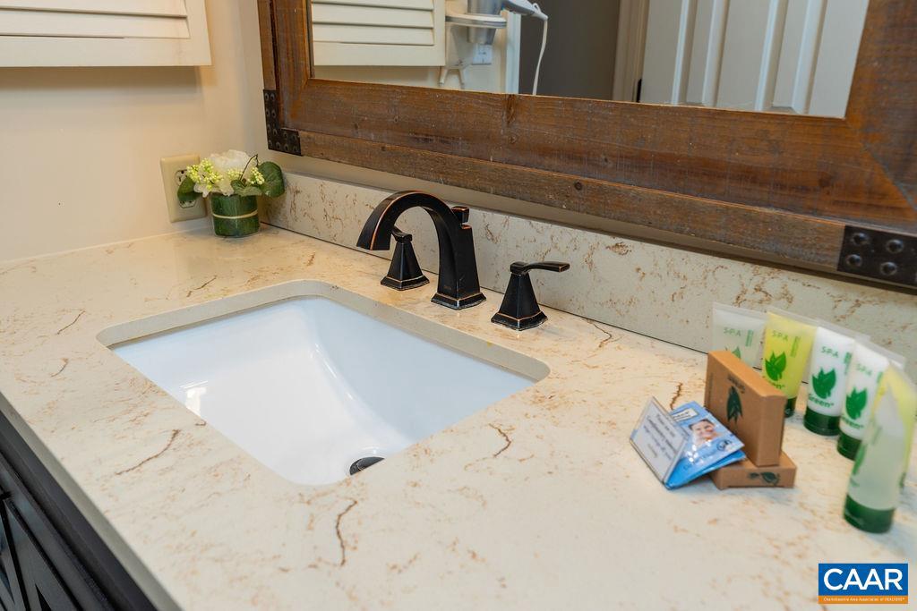 2056 STONE RIDGE CONDOS, WINTERGREEN RESORT, Virginia 22967, 2 Bedrooms Bedrooms, ,2 BathroomsBathrooms,Residential,For sale,2056 STONE RIDGE CONDOS,668511 MLS # 668511