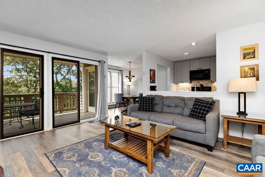 2056 STONE RIDGE CONDOS, WINTERGREEN RESORT, Virginia 22967, 2 Bedrooms Bedrooms, ,2 BathroomsBathrooms,Residential,For sale,2056 STONE RIDGE CONDOS,668511 MLS # 668511