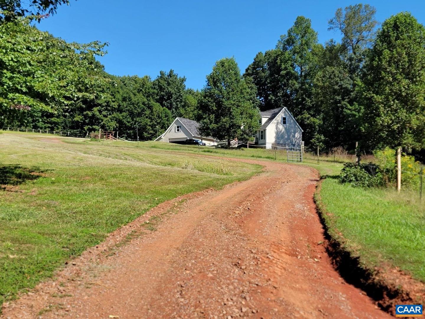 10485 CEDAR HILL RD, GORDONSVILLE, Virginia 22942, 4 Bedrooms Bedrooms, ,3 BathroomsBathrooms,Residential,For sale,10485 CEDAR HILL RD,668515 MLS # 668515