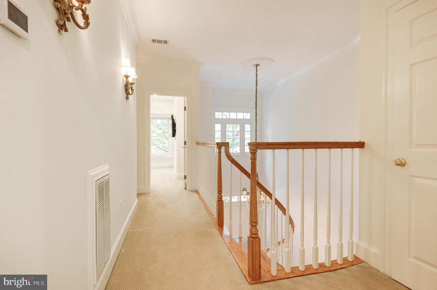 2035 MAYFAIR MCLEAN CT, FALLS CHURCH, Virginia 22043, 4 Bedrooms Bedrooms, ,3 BathroomsBathrooms,Residential,For sale,2035 MAYFAIR MCLEAN CT,VAFX2264538 MLS # VAFX2264538