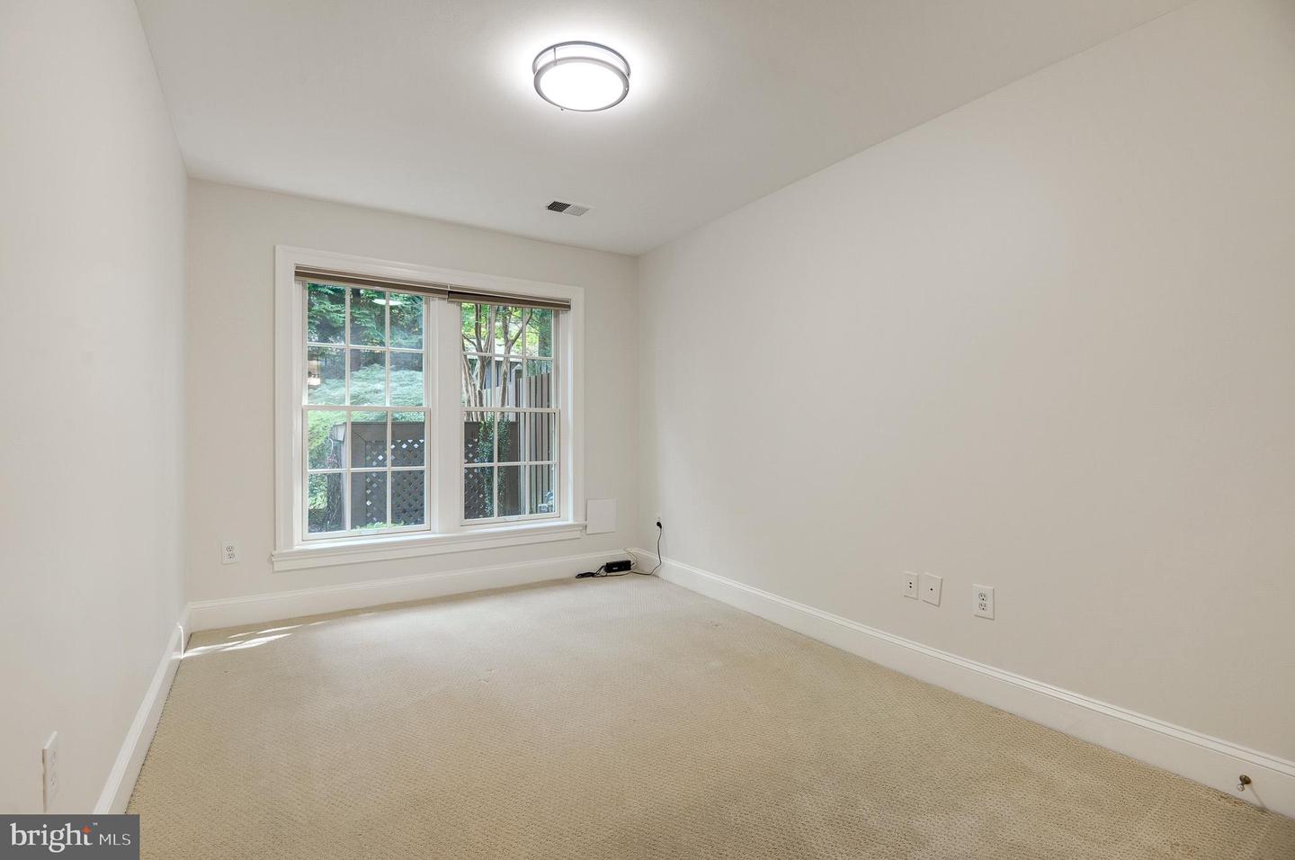 2035 MAYFAIR MCLEAN CT, FALLS CHURCH, Virginia 22043, 4 Bedrooms Bedrooms, ,3 BathroomsBathrooms,Residential,For sale,2035 MAYFAIR MCLEAN CT,VAFX2264538 MLS # VAFX2264538