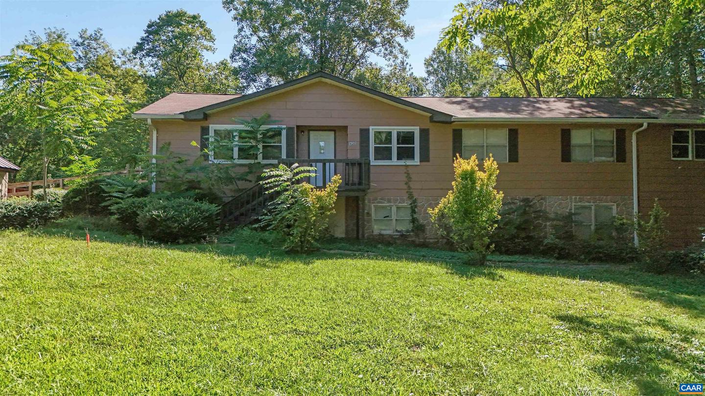 430 HARDWARE RD, ARVONIA, Virginia 23004, 4 Bedrooms Bedrooms, ,2 BathroomsBathrooms,Residential,For sale,430 HARDWARE RD,668529 MLS # 668529