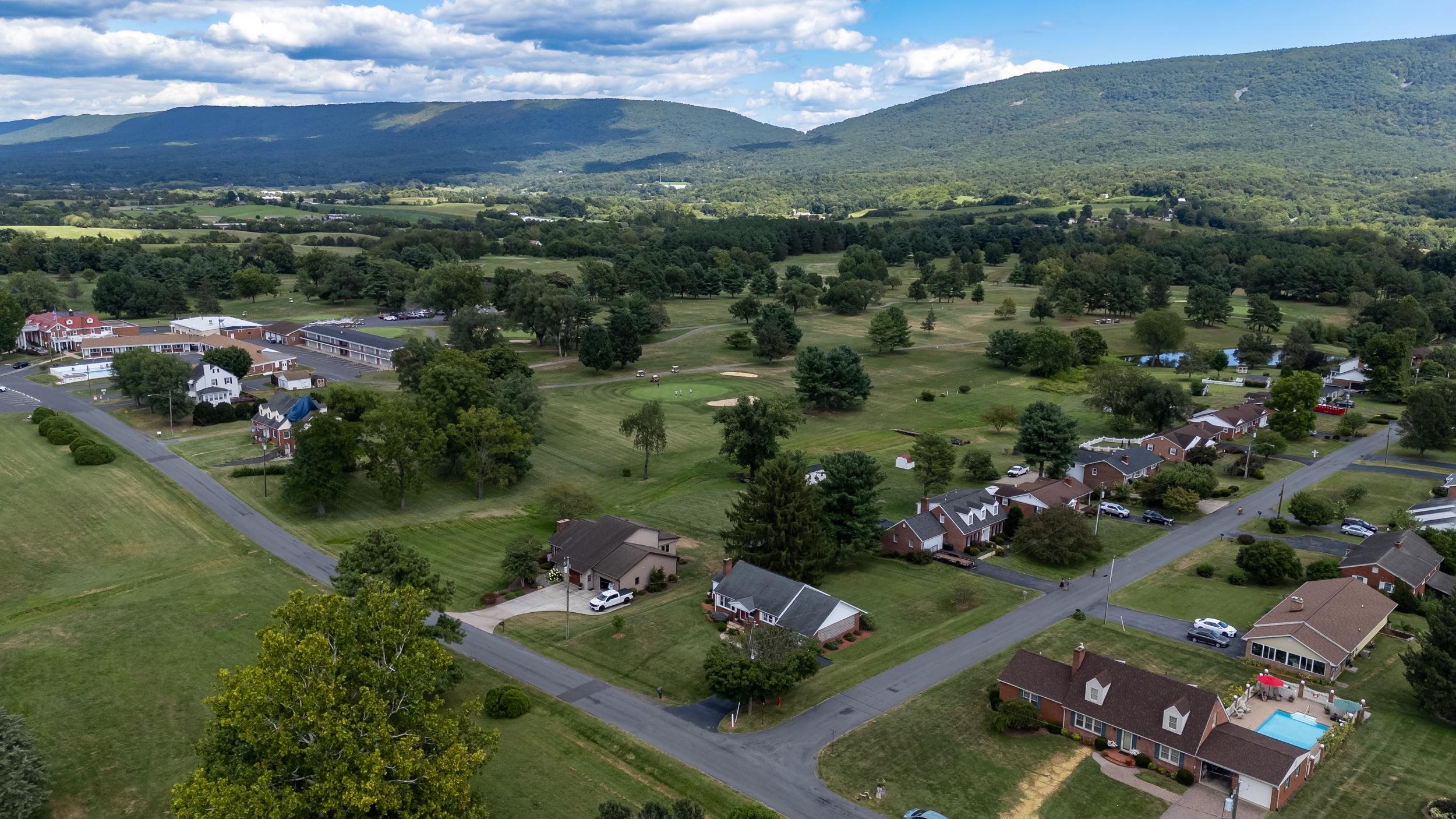 The Shenvalee Golf Resort & 