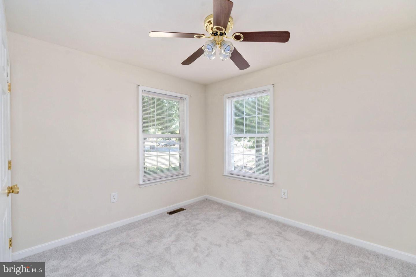 238 12TH ST, COLONIAL BEACH, Virginia 22443, 3 Bedrooms Bedrooms, ,2 BathroomsBathrooms,Residential,For sale,238 12TH ST,VAWE2009052 MLS # VAWE2009052