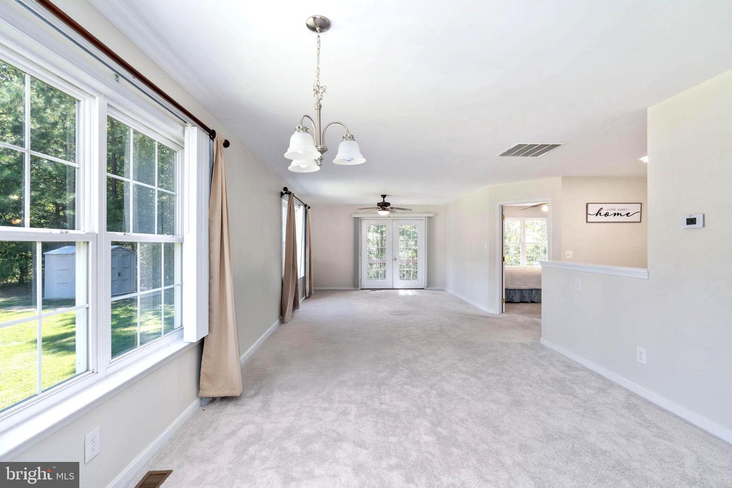 238 12TH ST, COLONIAL BEACH, Virginia 22443, 3 Bedrooms Bedrooms, ,2 BathroomsBathrooms,Residential,For sale,238 12TH ST,VAWE2009052 MLS # VAWE2009052
