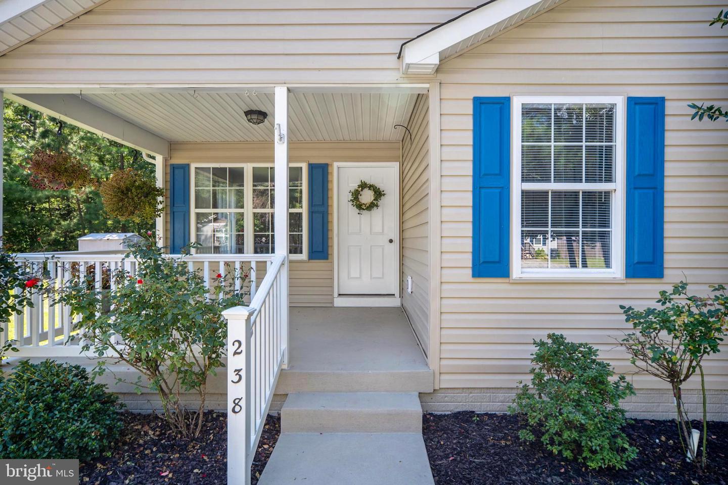 238 12TH ST, COLONIAL BEACH, Virginia 22443, 3 Bedrooms Bedrooms, ,2 BathroomsBathrooms,Residential,For sale,238 12TH ST,VAWE2009052 MLS # VAWE2009052