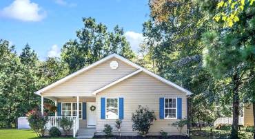 238 12TH ST, COLONIAL BEACH, Virginia 22443, 3 Bedrooms Bedrooms, ,2 BathroomsBathrooms,Residential,For sale,238 12TH ST,VAWE2009052 MLS # VAWE2009052