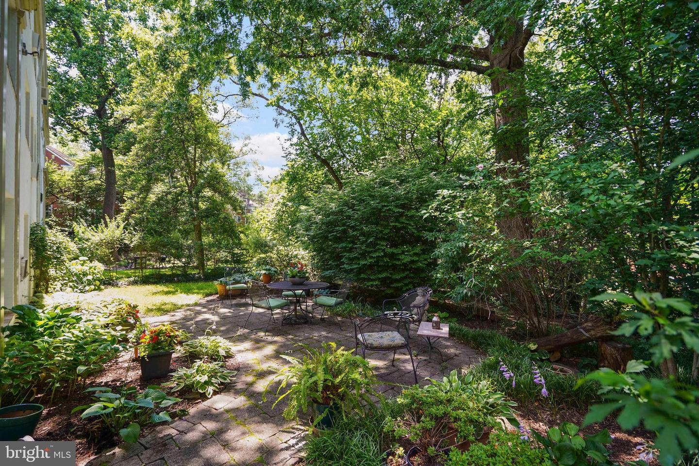 1619 RIPON PL, ALEXANDRIA, Virginia 22302, 2 Bedrooms Bedrooms, ,1 BathroomBathrooms,Residential,For sale,1619 RIPON PL,VAAX2047040 MLS # VAAX2047040