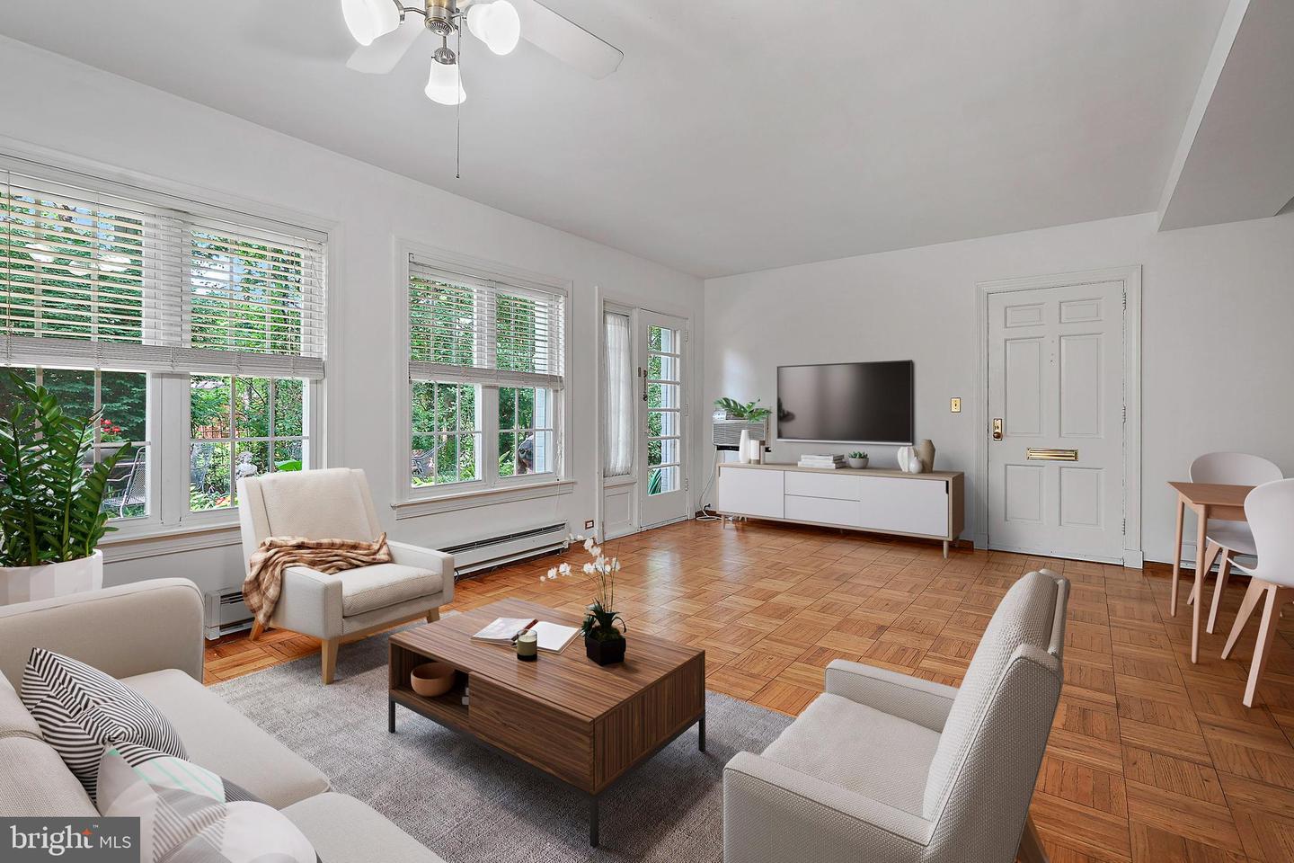 1619 RIPON PL, ALEXANDRIA, Virginia 22302, 2 Bedrooms Bedrooms, ,1 BathroomBathrooms,Residential,For sale,1619 RIPON PL,VAAX2047040 MLS # VAAX2047040