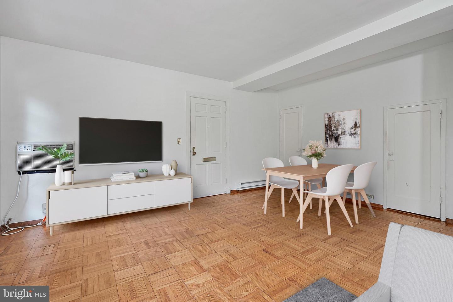 1619 RIPON PL, ALEXANDRIA, Virginia 22302, 2 Bedrooms Bedrooms, ,1 BathroomBathrooms,Residential,For sale,1619 RIPON PL,VAAX2047040 MLS # VAAX2047040