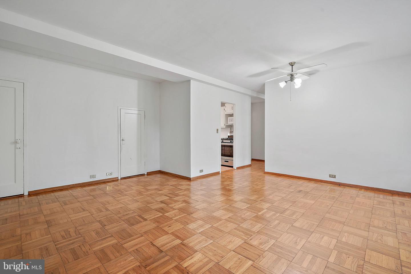 1619 RIPON PL, ALEXANDRIA, Virginia 22302, 2 Bedrooms Bedrooms, ,1 BathroomBathrooms,Residential,For sale,1619 RIPON PL,VAAX2047040 MLS # VAAX2047040