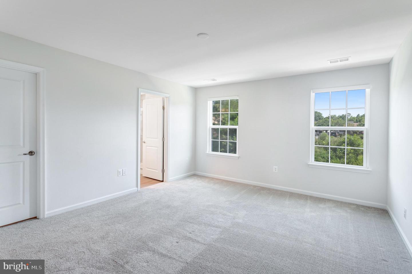 1108 DOVETAIL CIR, FREDERICKSBURG, Virginia 22401, 3 Bedrooms Bedrooms, ,2 BathroomsBathrooms,Residential,For sale,1108 DOVETAIL CIR,VAFB2008888 MLS # VAFB2008888