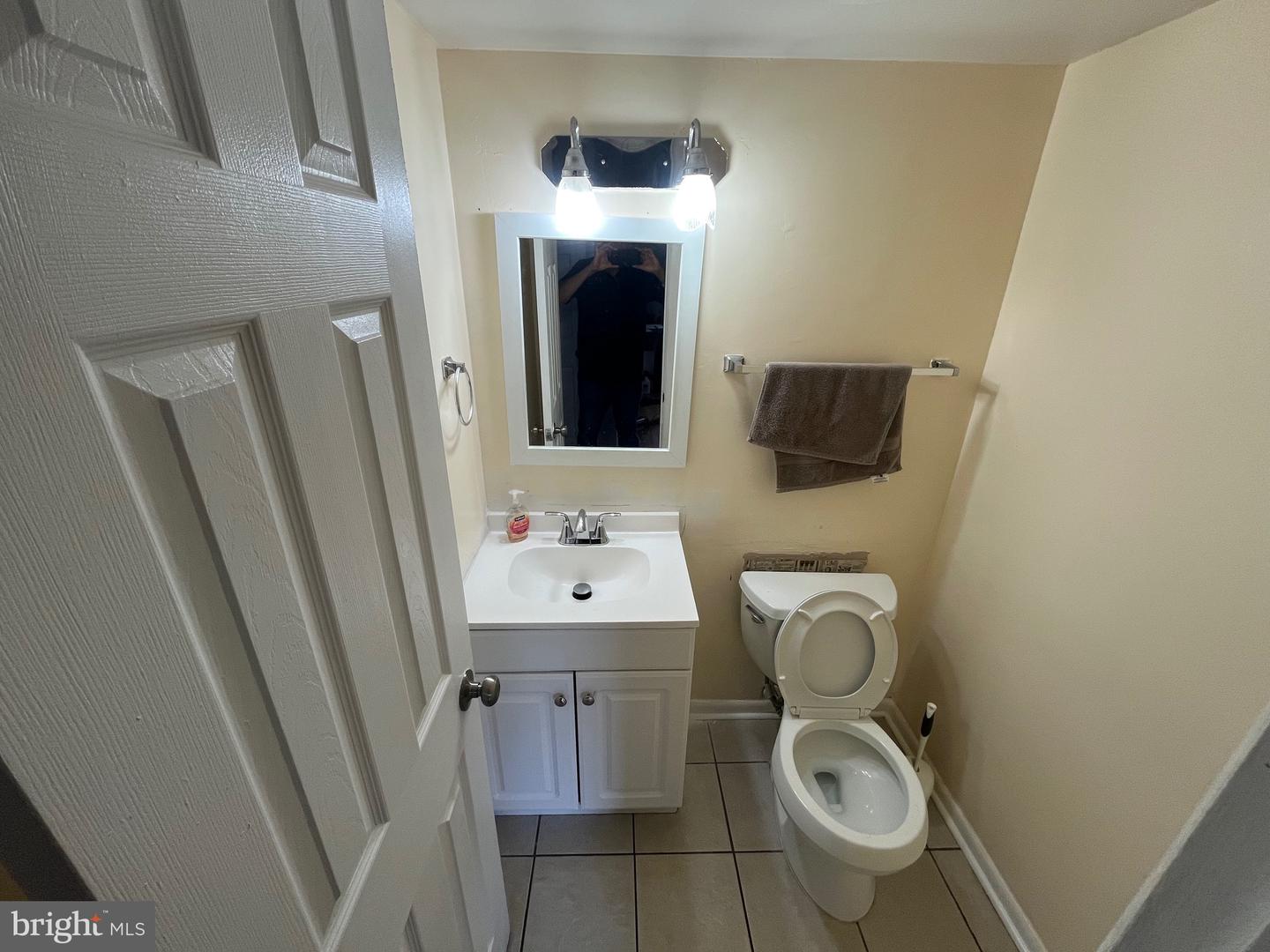 3828 MONTE VISTA PL #102B, ALEXANDRIA, Virginia 22309, 3 Bedrooms Bedrooms, ,2 BathroomsBathrooms,Residential,For sale,3828 MONTE VISTA PL #102B,VAFX2264700 MLS # VAFX2264700