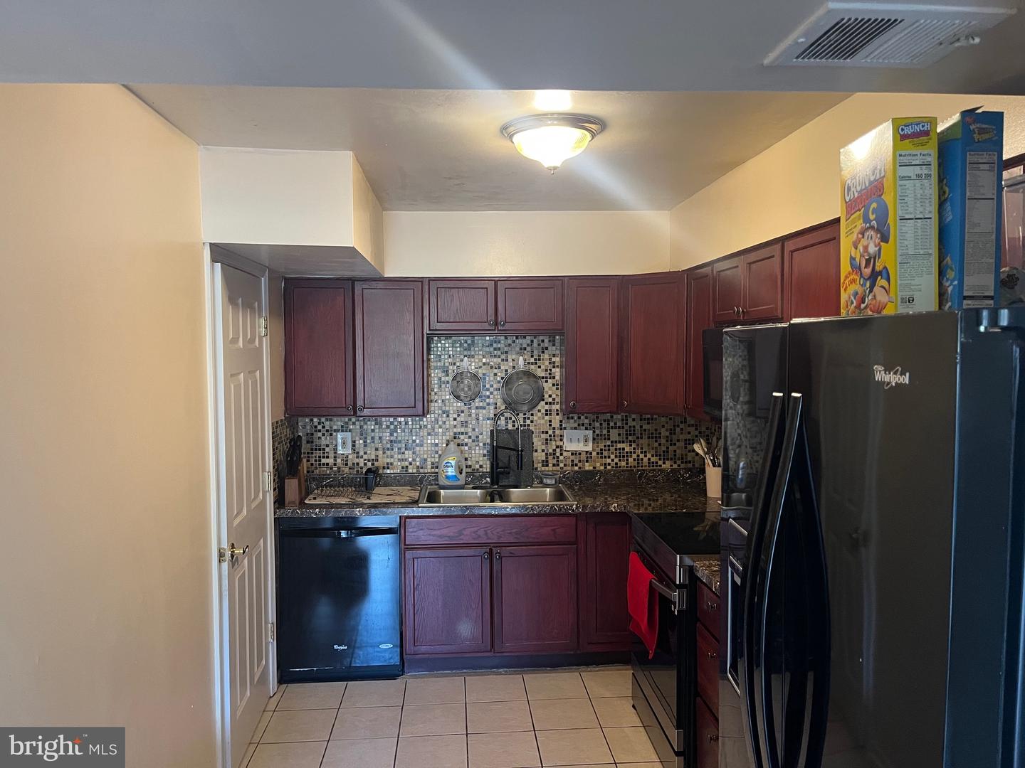 3828 MONTE VISTA PL #102B, ALEXANDRIA, Virginia 22309, 3 Bedrooms Bedrooms, ,2 BathroomsBathrooms,Residential,For sale,3828 MONTE VISTA PL #102B,VAFX2264700 MLS # VAFX2264700