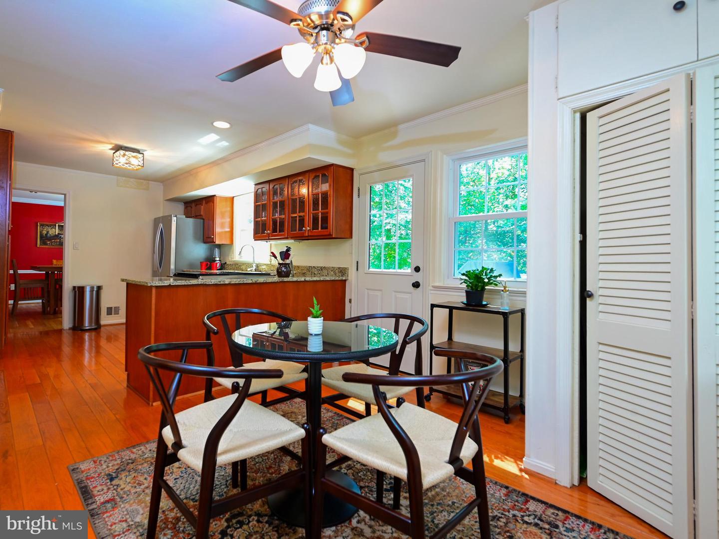 5024 KINGSTON DR, ANNANDALE, Virginia 22003, 4 Bedrooms Bedrooms, 16 Rooms Rooms,2 BathroomsBathrooms,Residential,For sale,5024 KINGSTON DR,VAFX2264316 MLS # VAFX2264316