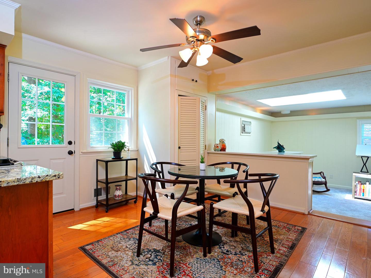 5024 KINGSTON DR, ANNANDALE, Virginia 22003, 4 Bedrooms Bedrooms, 16 Rooms Rooms,2 BathroomsBathrooms,Residential,For sale,5024 KINGSTON DR,VAFX2264316 MLS # VAFX2264316