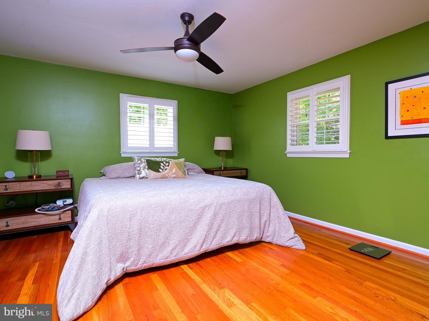 5024 KINGSTON DR, ANNANDALE, Virginia 22003, 4 Bedrooms Bedrooms, 16 Rooms Rooms,2 BathroomsBathrooms,Residential,For sale,5024 KINGSTON DR,VAFX2264316 MLS # VAFX2264316