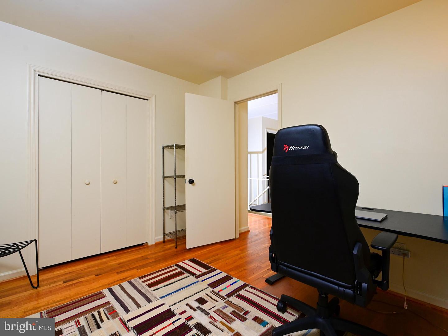 5024 KINGSTON DR, ANNANDALE, Virginia 22003, 4 Bedrooms Bedrooms, 16 Rooms Rooms,2 BathroomsBathrooms,Residential,For sale,5024 KINGSTON DR,VAFX2264316 MLS # VAFX2264316