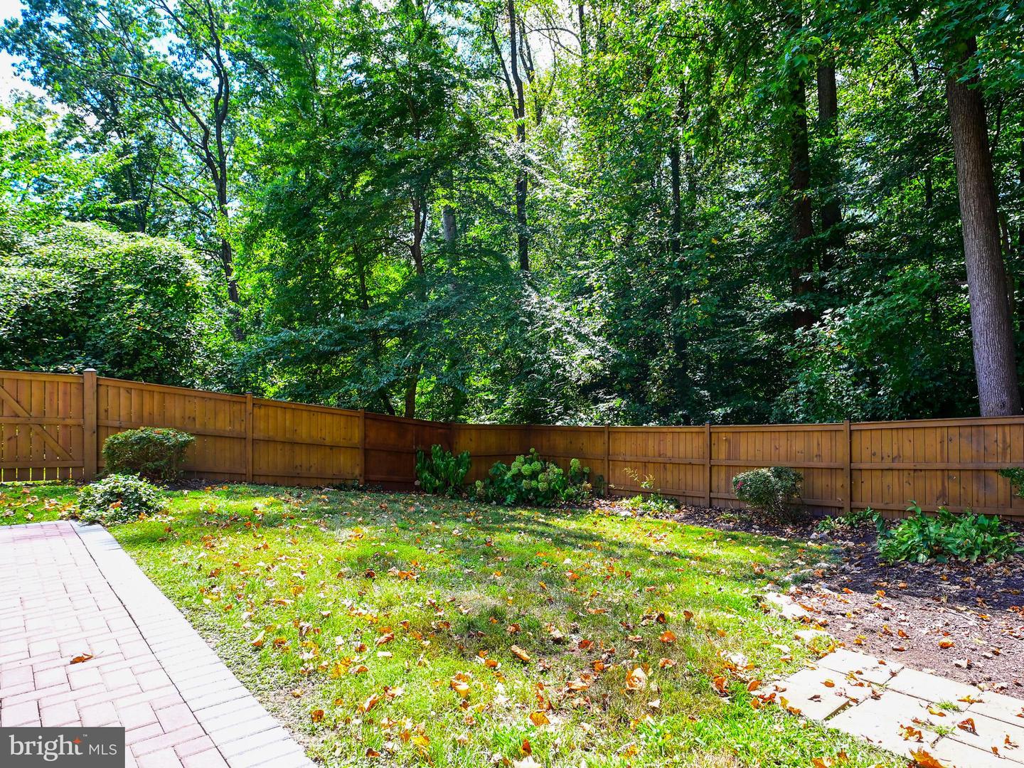 5024 KINGSTON DR, ANNANDALE, Virginia 22003, 4 Bedrooms Bedrooms, 16 Rooms Rooms,2 BathroomsBathrooms,Residential,For sale,5024 KINGSTON DR,VAFX2264316 MLS # VAFX2264316
