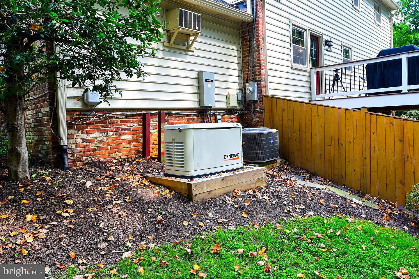 5024 KINGSTON DR, ANNANDALE, Virginia 22003, 4 Bedrooms Bedrooms, 16 Rooms Rooms,2 BathroomsBathrooms,Residential,For sale,5024 KINGSTON DR,VAFX2264316 MLS # VAFX2264316