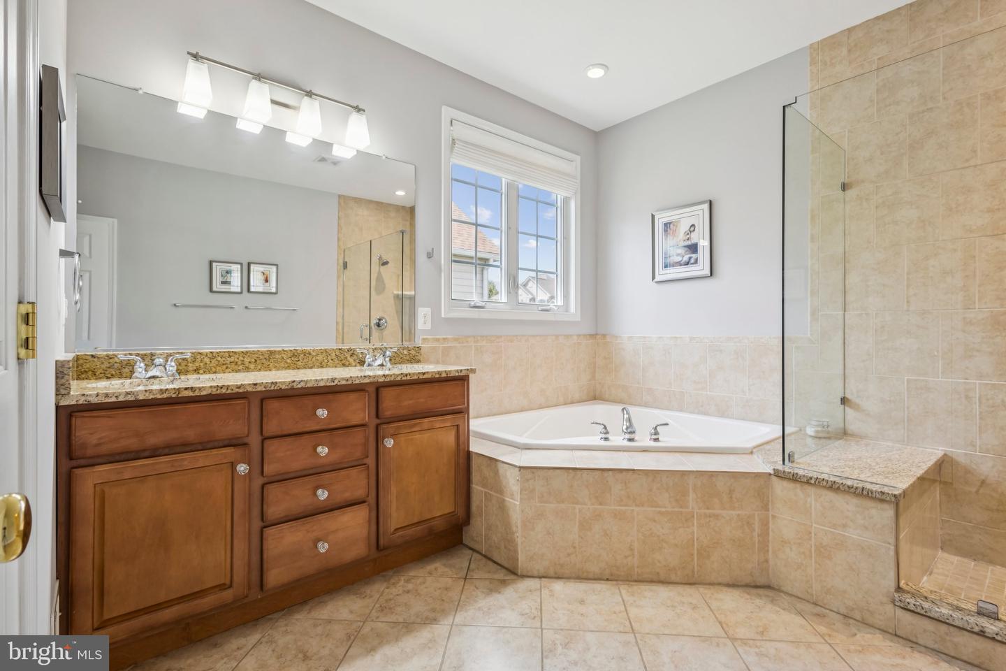 7 GABRIELS LN, FREDERICKSBURG, Virginia 22406, 4 Bedrooms Bedrooms, ,3 BathroomsBathrooms,Residential,For sale,7 GABRIELS LN,VAST2042340 MLS # VAST2042340