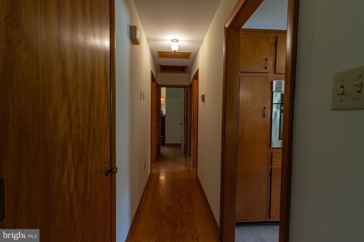 90 SMEDLEY LN, BENTONVILLE, Virginia 22610, 3 Bedrooms Bedrooms, 5 Rooms Rooms,2 BathroomsBathrooms,Residential,For sale,90 SMEDLEY LN,VAWR2012186 MLS # VAWR2012186