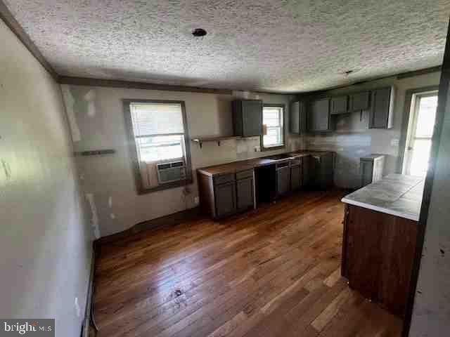6055 DOLPHUS AVENUE, DUBLIN, Virginia 24084, 3 Bedrooms Bedrooms, ,1 BathroomBathrooms,Residential,For sale,6055 DOLPHUS AVENUE,VAPU2000042 MLS # VAPU2000042