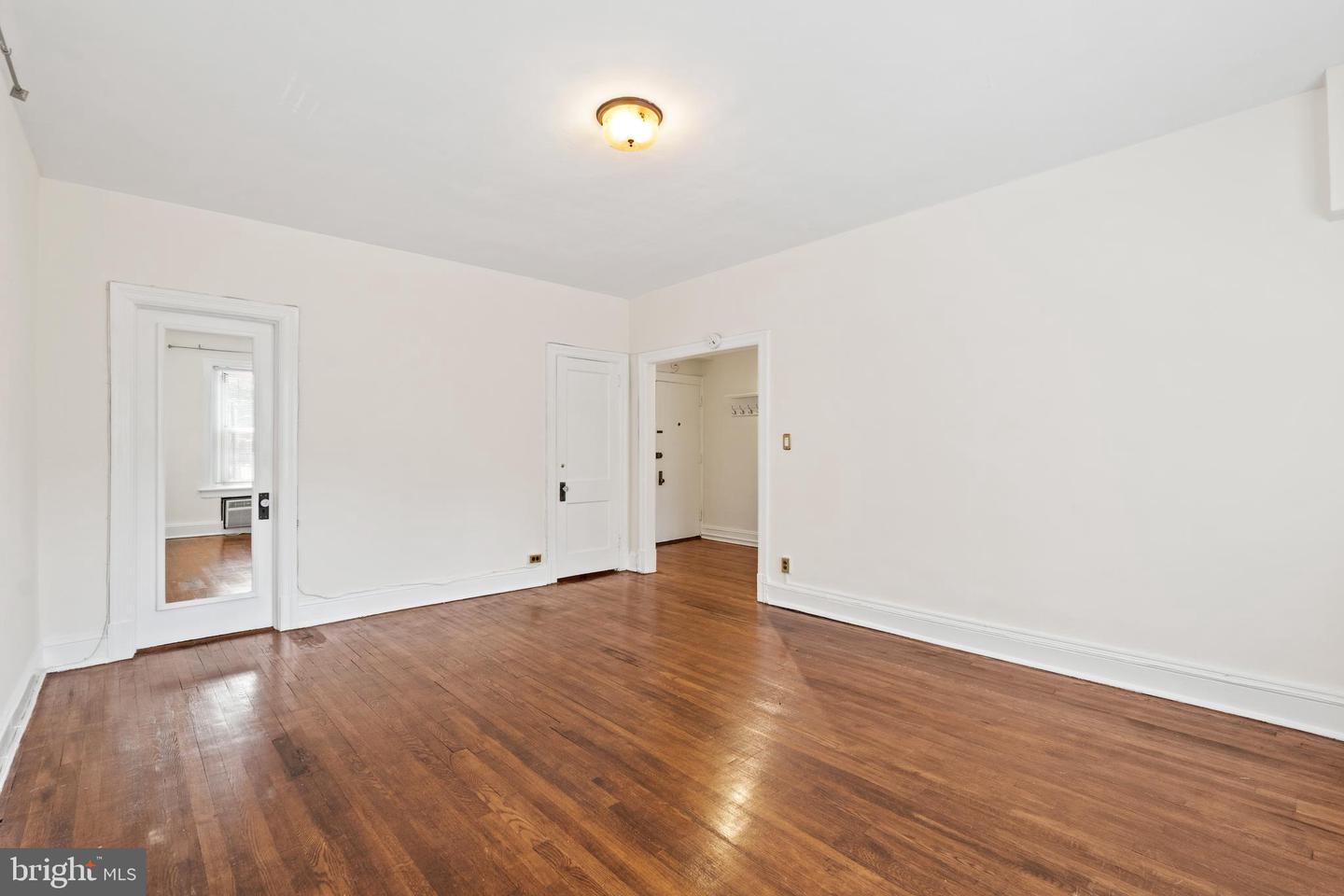 1954 COLUMBIA RD NW #112, WASHINGTON, District Of Columbia 20009, ,1 BathroomBathrooms,Residential,For sale,1954 COLUMBIA RD NW #112,DCDC2220120 MLS # DCDC2220120