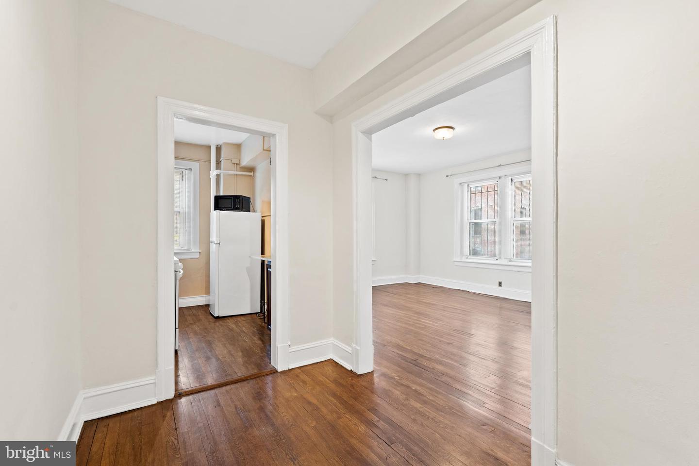 1954 COLUMBIA RD NW #112, WASHINGTON, District Of Columbia 20009, ,1 BathroomBathrooms,Residential,For sale,1954 COLUMBIA RD NW #112,DCDC2220120 MLS # DCDC2220120