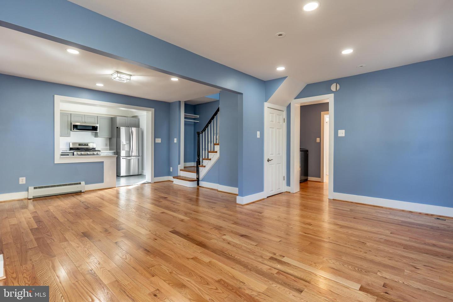 3300 6TH ST S, ARLINGTON, Virginia 22204, 3 Bedrooms Bedrooms, ,2 BathroomsBathrooms,Residential,For sale,3300 6TH ST S,VAAR2063048 MLS # VAAR2063048