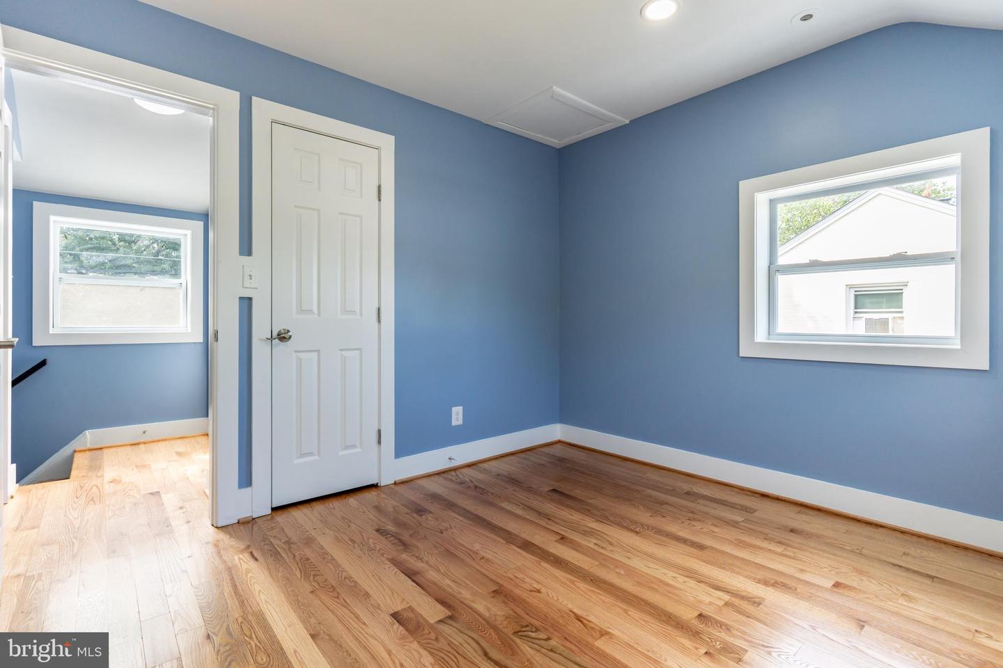 3300 6TH ST S, ARLINGTON, Virginia 22204, 3 Bedrooms Bedrooms, ,2 BathroomsBathrooms,Residential,For sale,3300 6TH ST S,VAAR2063048 MLS # VAAR2063048