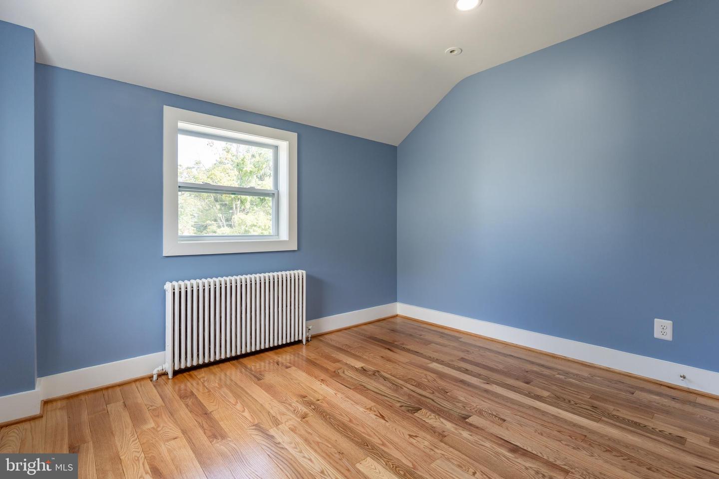 3300 6TH ST S, ARLINGTON, Virginia 22204, 3 Bedrooms Bedrooms, ,2 BathroomsBathrooms,Residential,For sale,3300 6TH ST S,VAAR2063048 MLS # VAAR2063048