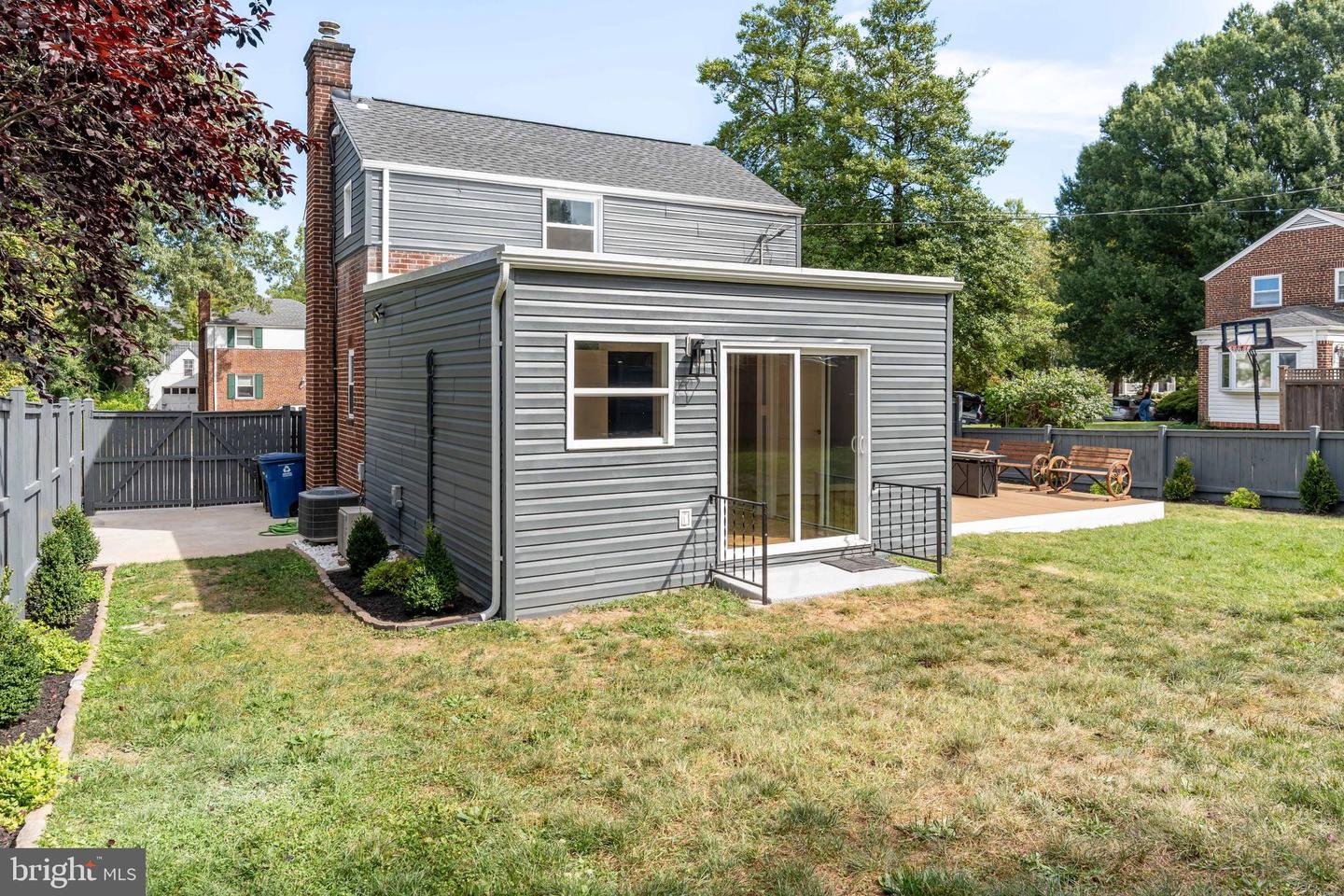 3300 6TH ST S, ARLINGTON, Virginia 22204, 3 Bedrooms Bedrooms, ,2 BathroomsBathrooms,Residential,For sale,3300 6TH ST S,VAAR2063048 MLS # VAAR2063048