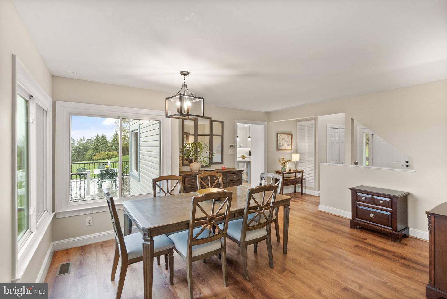 35571 SUFFOLK LN, HILLSBORO, Virginia 20132, 5 Bedrooms Bedrooms, 7 Rooms Rooms,5 BathroomsBathrooms,Residential,For sale,35571 SUFFOLK LN,VALO2106040 MLS # VALO2106040