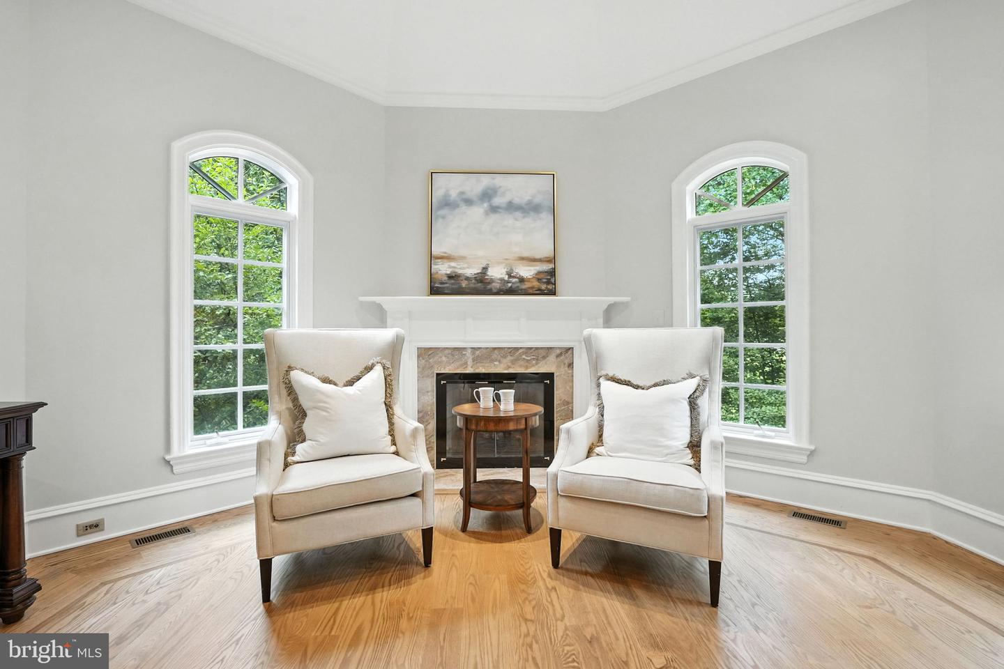 688 ROSSMORE CT., GREAT FALLS, Virginia 22066, 5 Bedrooms Bedrooms, ,6 BathroomsBathrooms,Residential,For sale,688 ROSSMORE CT.,VAFX2209652 MLS # VAFX2209652