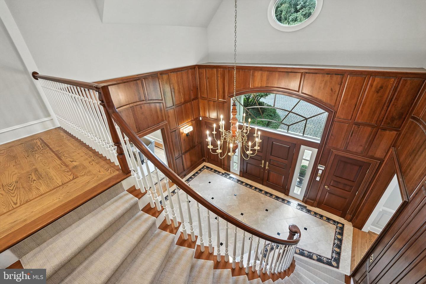 688 ROSSMORE CT., GREAT FALLS, Virginia 22066, 5 Bedrooms Bedrooms, ,6 BathroomsBathrooms,Residential,For sale,688 ROSSMORE CT.,VAFX2209652 MLS # VAFX2209652