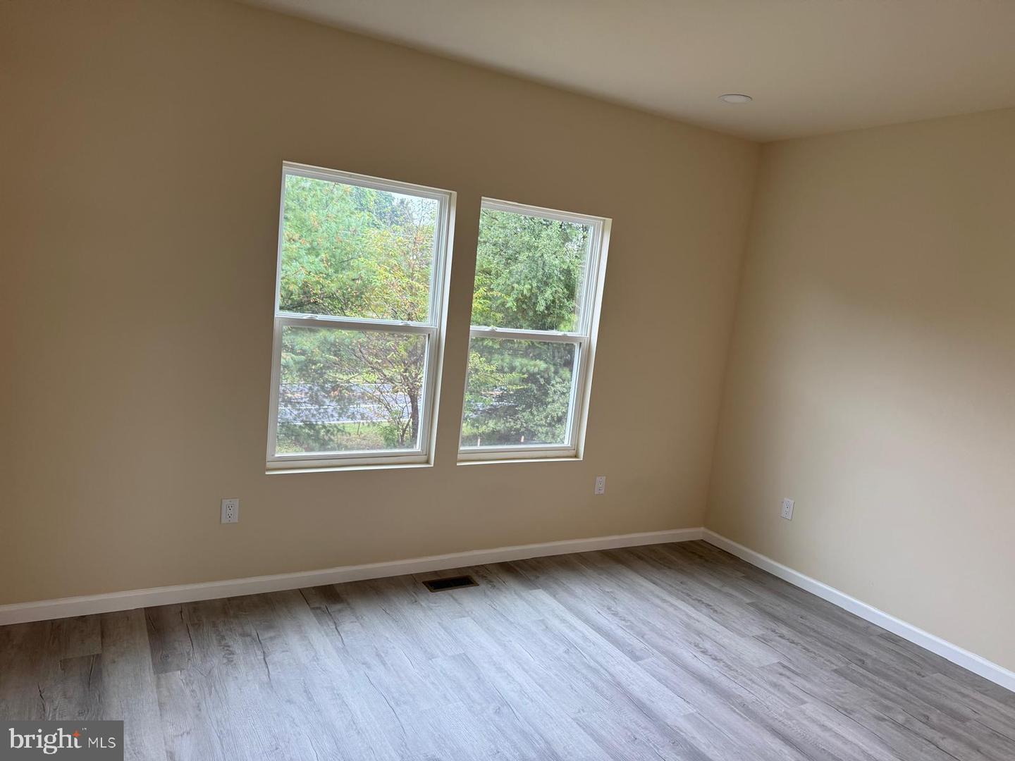 211 PRINCESS CAROLINE CT, EDINBURG, Virginia 22824, 4 Bedrooms Bedrooms, 8 Rooms Rooms,3 BathroomsBathrooms,Residential,For sale,211 PRINCESS CAROLINE CT,VASH2011352 MLS # VASH2011352 211 PRINCESS CAROLINE CT, EDINBURG, Virginia 22824, 4 Bedrooms Bedrooms, 8 Rooms Rooms,3 BathroomsBathrooms,Residential,For sale,211 PRINCESS CAROLINE CT,VASH2011352 MLS # VASH2011352