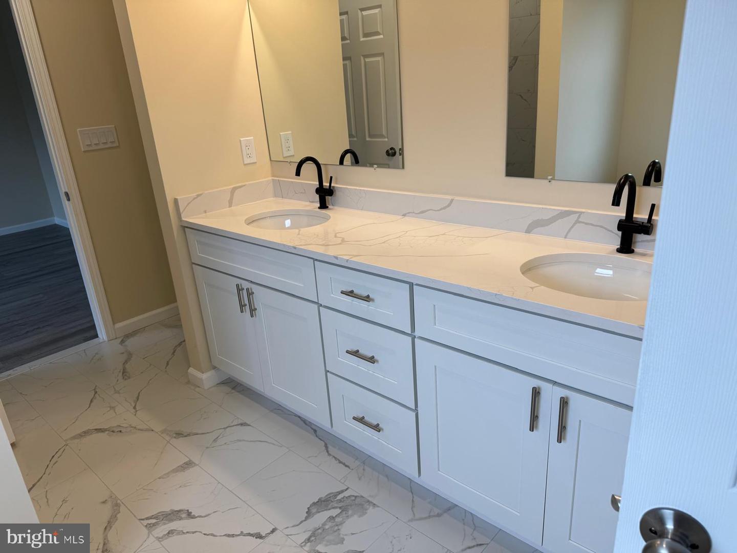 211 PRINCESS CAROLINE CT, EDINBURG, Virginia 22824, 4 Bedrooms Bedrooms, 8 Rooms Rooms,3 BathroomsBathrooms,Residential,For sale,211 PRINCESS CAROLINE CT,VASH2011352 MLS # VASH2011352 211 PRINCESS CAROLINE CT, EDINBURG, Virginia 22824, 4 Bedrooms Bedrooms, 8 Rooms Rooms,3 BathroomsBathrooms,Residential,For sale,211 PRINCESS CAROLINE CT,VASH2011352 MLS # VASH2011352