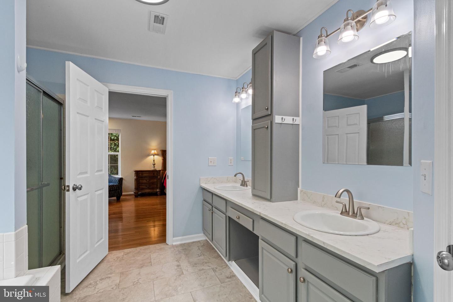74 NEWBURY DR, STAFFORD, Virginia 22556, 4 Bedrooms Bedrooms, ,2 BathroomsBathrooms,Residential,For sale,74 NEWBURY DR,VAST2038802 MLS # VAST2038802