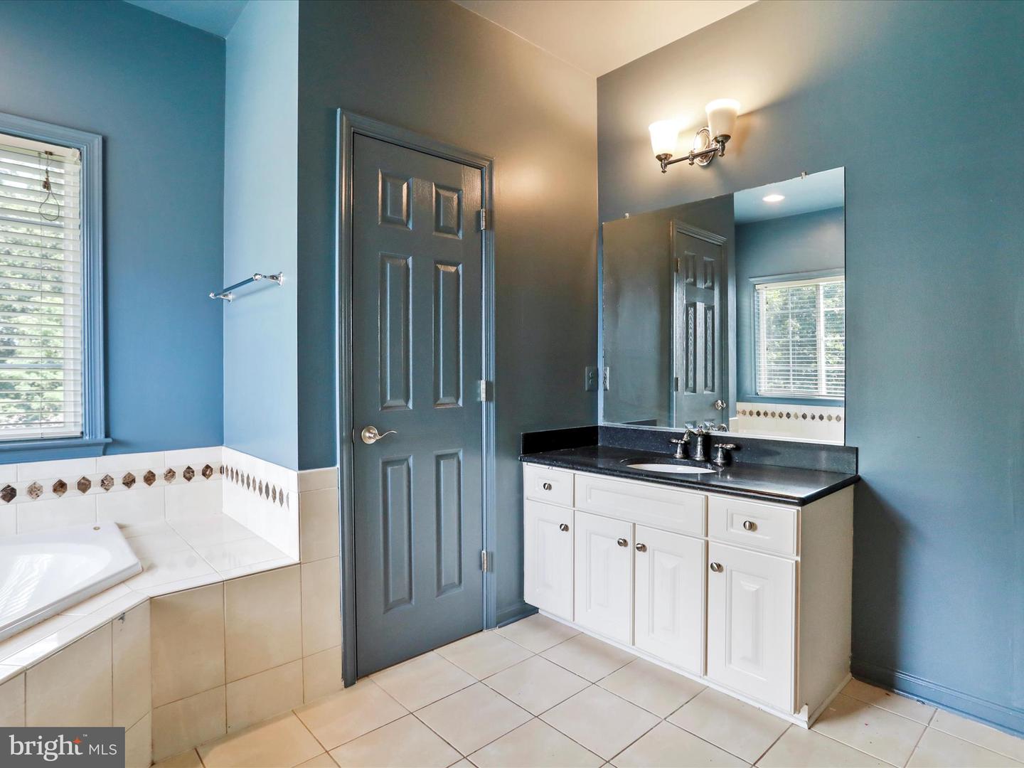 1144 HAPPY RIDGE DR, FRONT ROYAL, Virginia 22630, 4 Bedrooms Bedrooms, ,3 BathroomsBathrooms,Residential,For sale,1144 HAPPY RIDGE DR,VAWR2011484 MLS # VAWR2011484