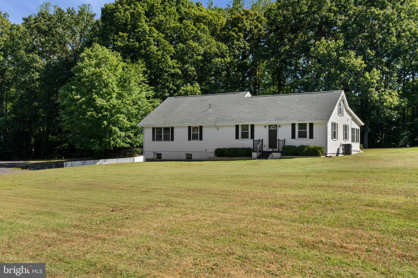 12507 SPOTSWOOD FURNACE RD, FREDERICKSBURG, Virginia 22407, 4 Bedrooms Bedrooms, ,2 BathroomsBathrooms,Residential,For sale,12507 SPOTSWOOD FURNACE RD,VASP2035366 MLS # VASP2035366