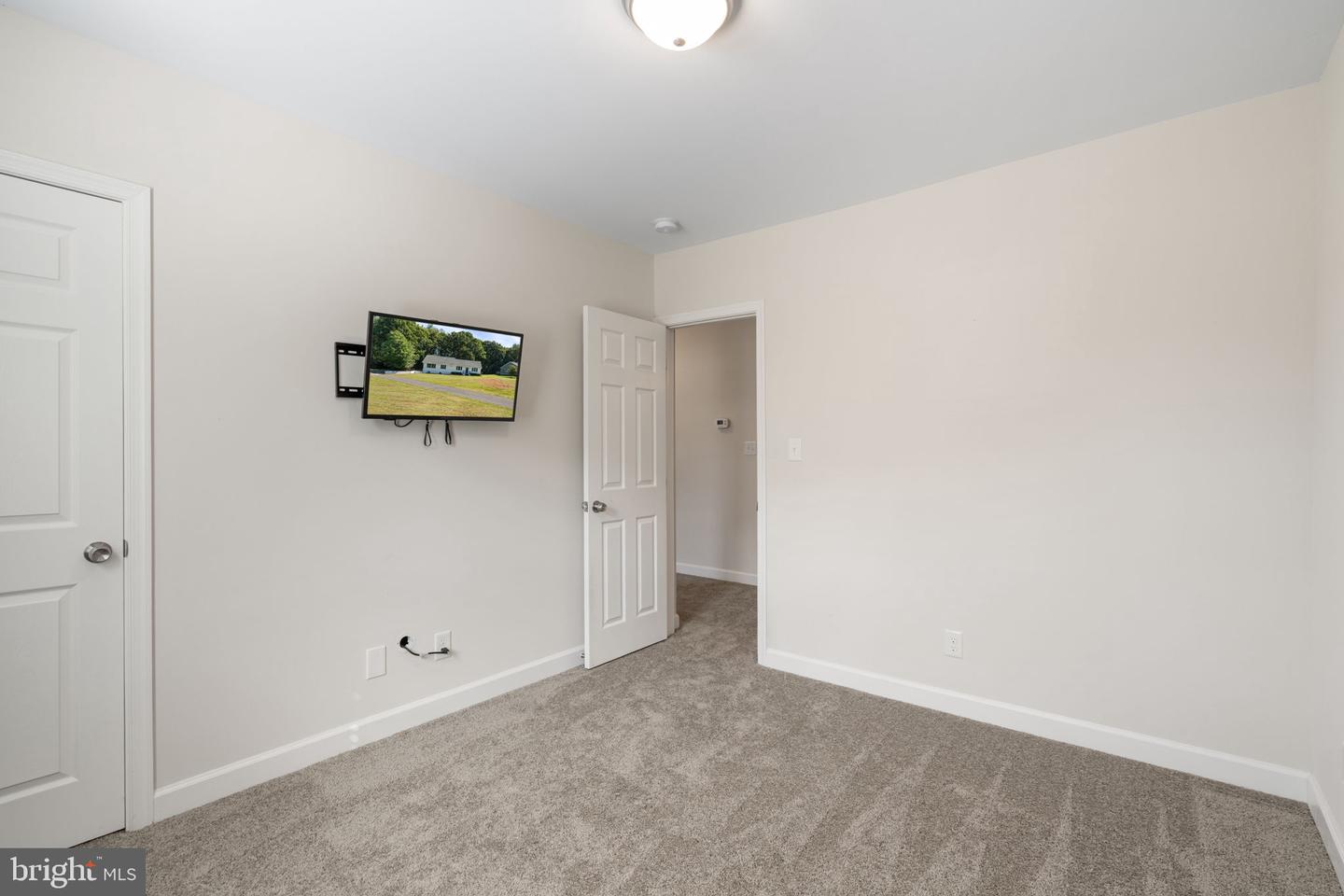 12507 SPOTSWOOD FURNACE RD, FREDERICKSBURG, Virginia 22407, 4 Bedrooms Bedrooms, ,2 BathroomsBathrooms,Residential,For sale,12507 SPOTSWOOD FURNACE RD,VASP2035366 MLS # VASP2035366