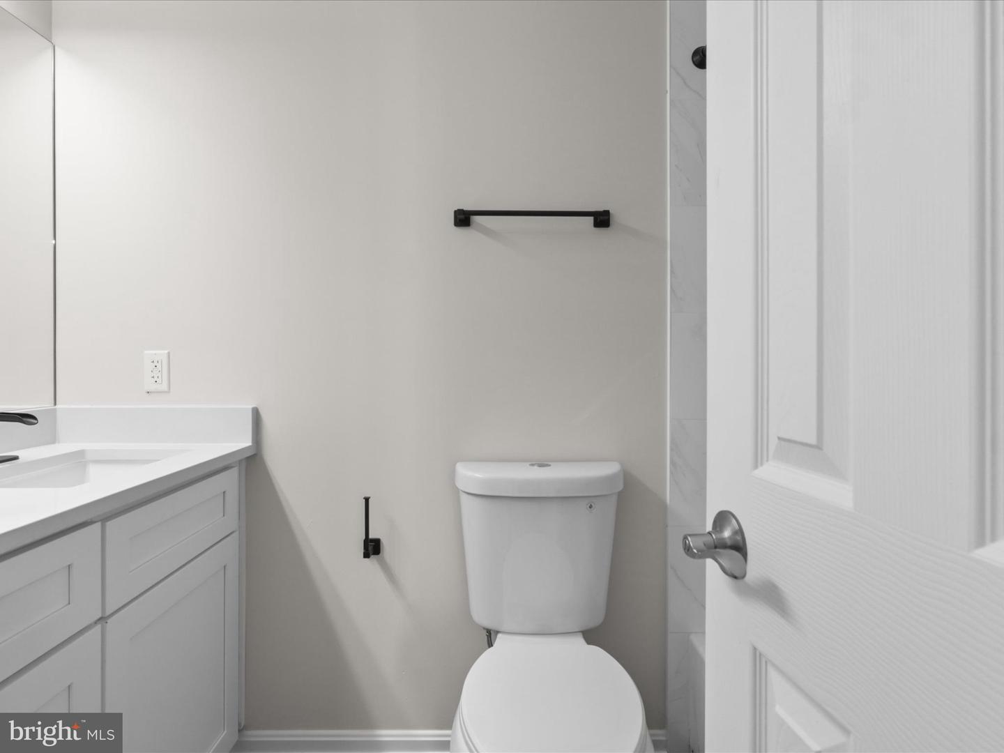 6110 OUST LN, WOODBRIDGE, Virginia 22193, 4 Bedrooms Bedrooms, ,2 BathroomsBathrooms,Residential,For sale,6110 OUST LN,VAPW2101292 MLS # VAPW2101292