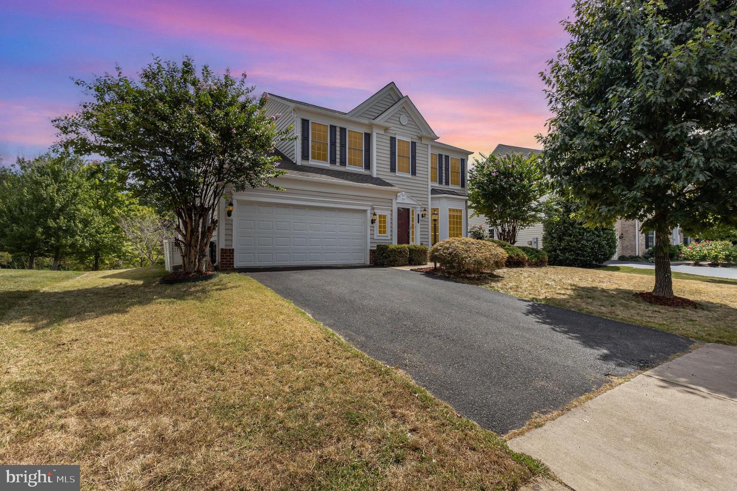 10929 INSPIRATION POINT PL, MANASSAS, Virginia 20112, 4 Bedrooms Bedrooms, 8 Rooms Rooms,3 BathroomsBathrooms,Residential,For sale,10929 INSPIRATION POINT PL,VAPW2101690 MLS # VAPW2101690
