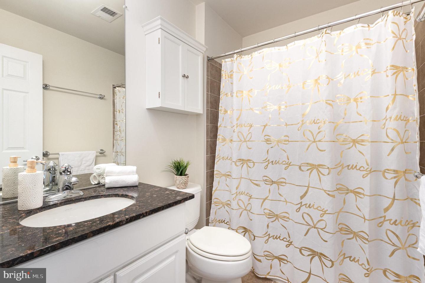 10929 INSPIRATION POINT PL, MANASSAS, Virginia 20112, 4 Bedrooms Bedrooms, 8 Rooms Rooms,3 BathroomsBathrooms,Residential,For sale,10929 INSPIRATION POINT PL,VAPW2101690 MLS # VAPW2101690