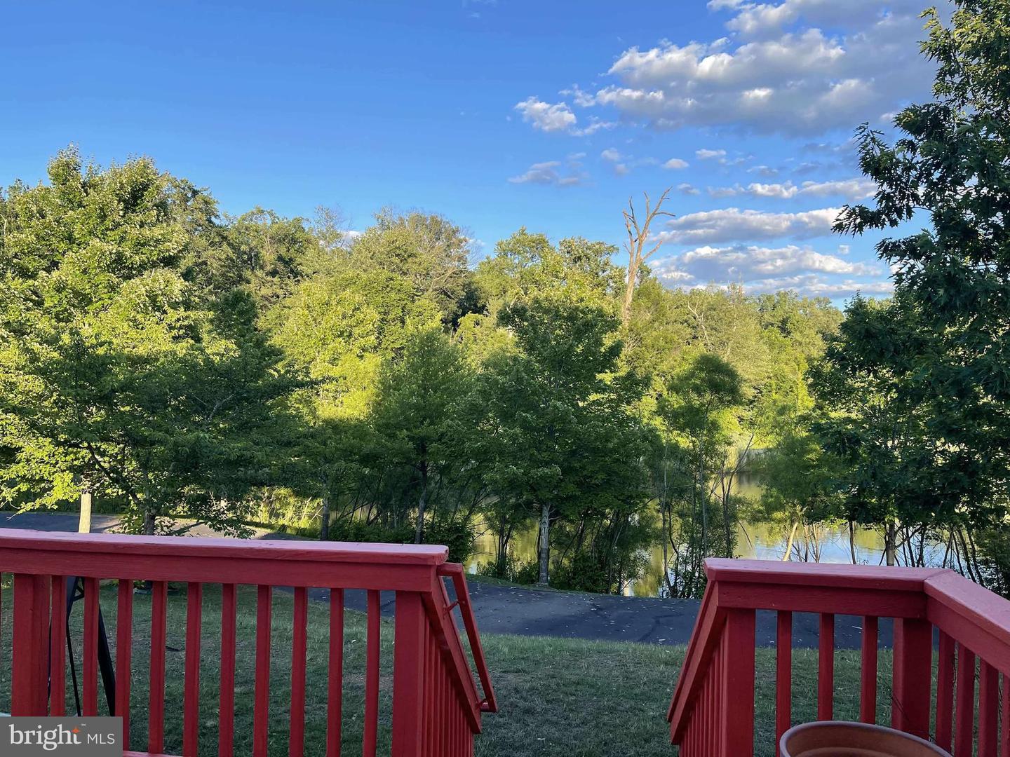 10929 INSPIRATION POINT PL, MANASSAS, Virginia 20112, 4 Bedrooms Bedrooms, 8 Rooms Rooms,3 BathroomsBathrooms,Residential,For sale,10929 INSPIRATION POINT PL,VAPW2101690 MLS # VAPW2101690